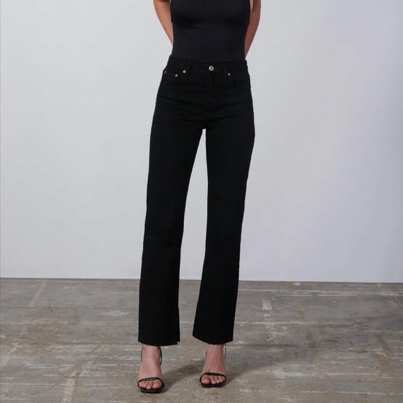 Zara Denim - NWT Zara The 90's Slim Fit High Rise Jeans with Split Hem